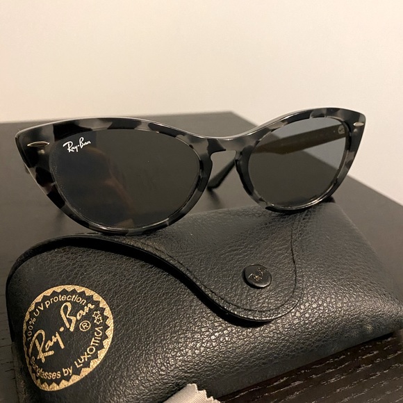 Ray ban sunglasses - Picture 3 of 3